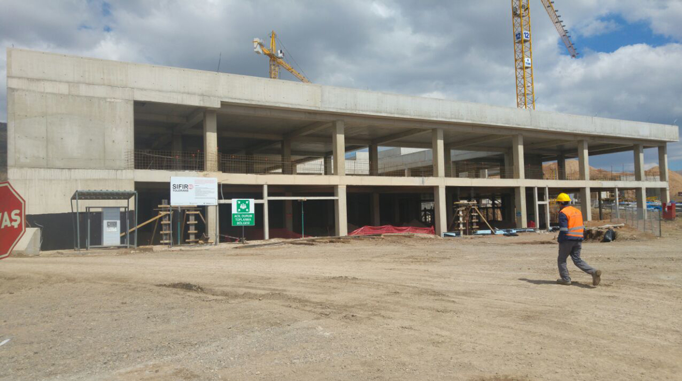 ELAZIĞ ENTEGRE SAĞLIK KAMPÜSÜ PROJESİ İÇERİSİNDE YER ALAN  YGAP – ADSM – TAPH VE GÜVENLİK BİNALARI 